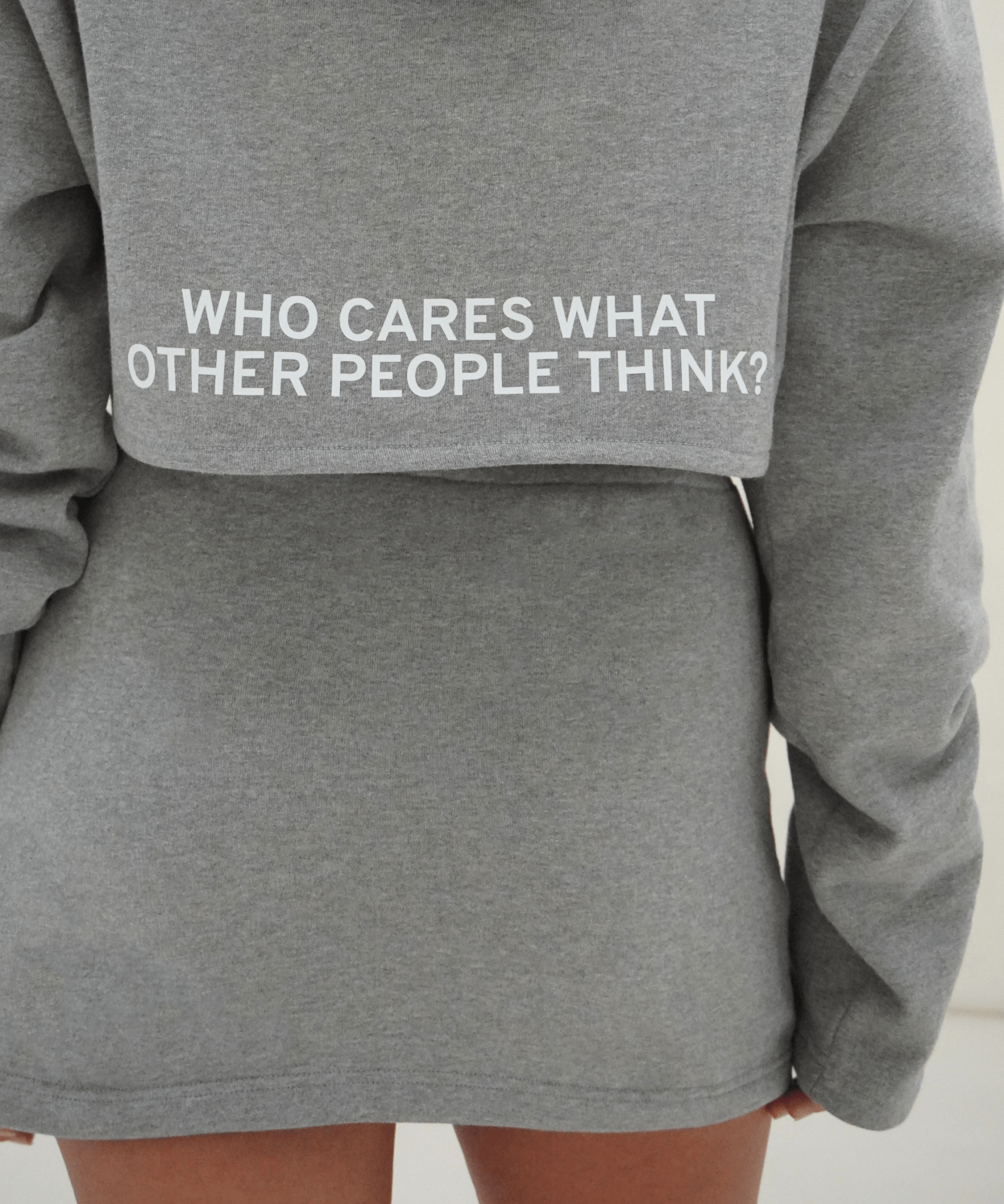 Hoodie Set ‘WHO CARES WHAT OTHER PEOPLE THINK?’ - OBLIVIOUS?