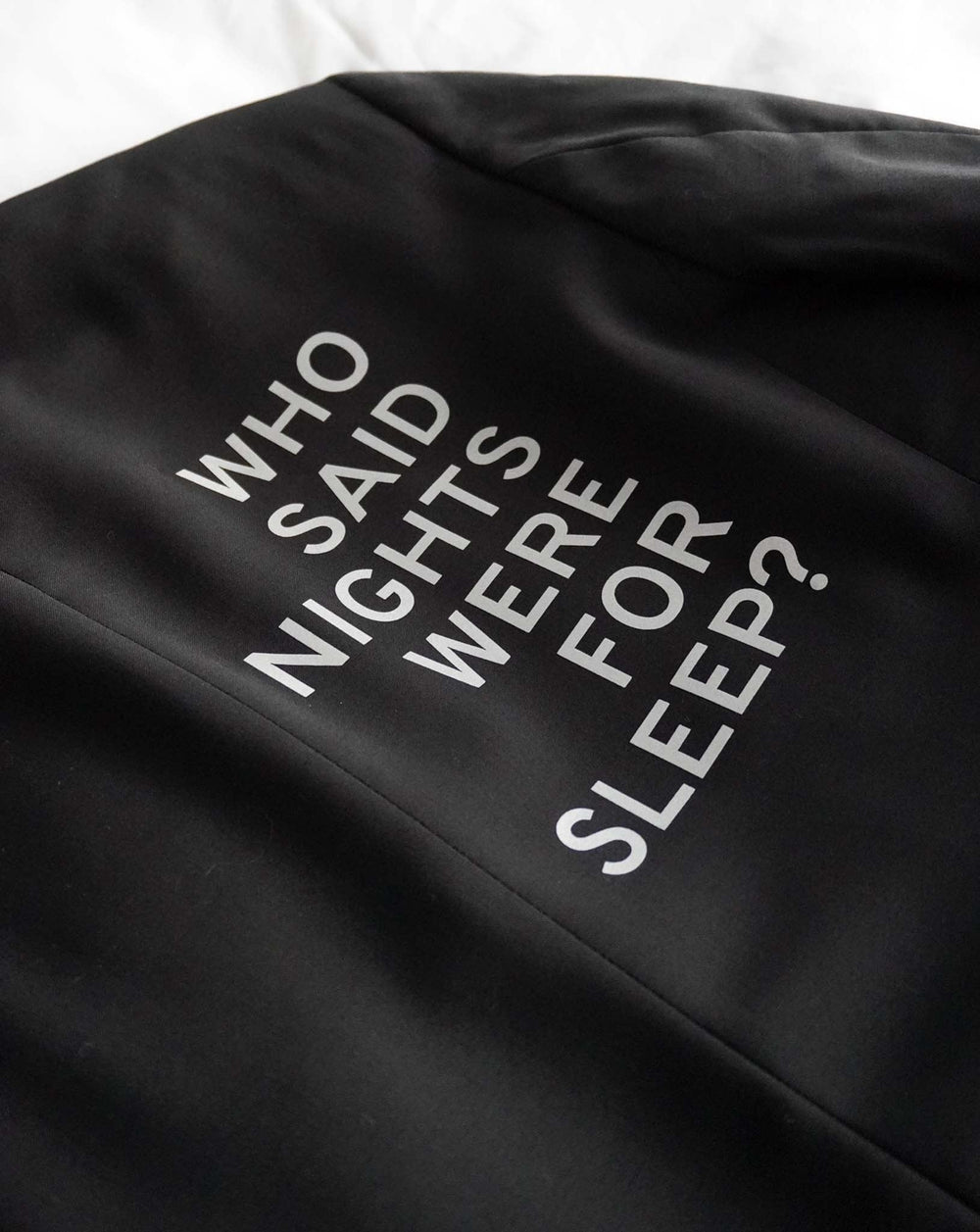 Who said nights were for sleep? Reflektierender Upcycled Blazer